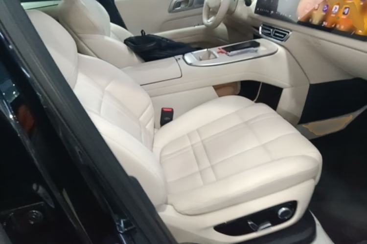 Used Deepal S09 2025 Four-Wheel Drive Ultra+ Custom Edition Right Front Seat