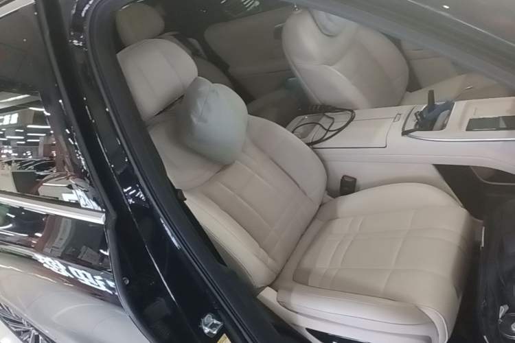 Used Deepal S09 2025 Four-Wheel Drive Ultra+ Custom Edition Right Front Seat