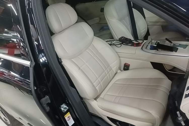 Used Deepal S09 2025 Four-Wheel Drive Ultra+ Custom Edition Right Front Seat