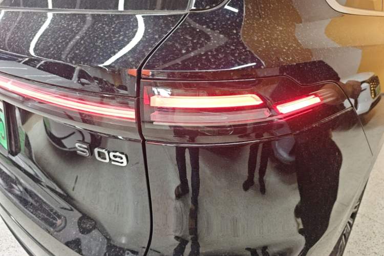 Used Deepal S09 2025 Rear-Drive Ultra+ Right Rear Taillight