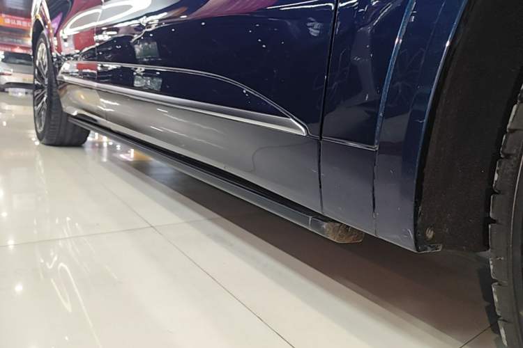 Used Deepal S09 2025 Four-Wheel Drive Ultra+ Custom Edition Right Side Sill