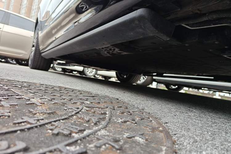 Used Deepal S09 2025 Four-Wheel Drive Ultra+ Custom Edition Right Side Sill