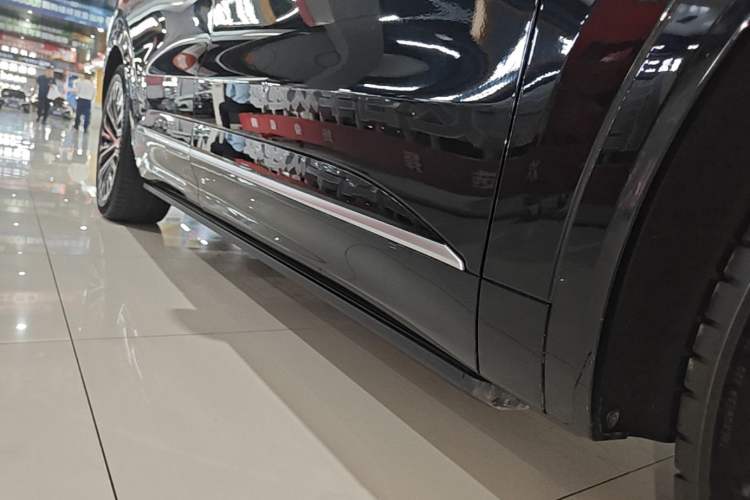 Used Deepal S09 2025 Four-Wheel Drive Ultra+ Custom Edition Right Side Sill