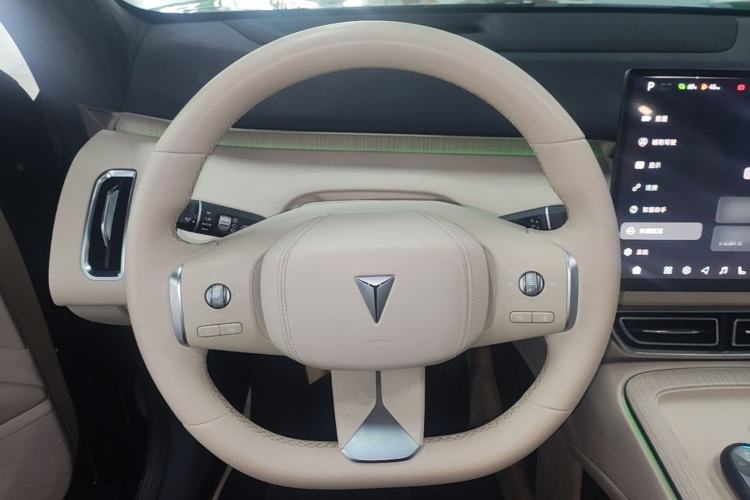 Used Deepal S09 2025 Four-Wheel Drive Ultra+ Custom Edition Steering Wheel