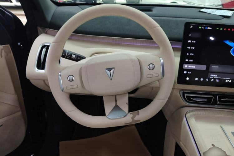 Used Deepal S09 2025 Rear-Drive Ultra Steering Wheel