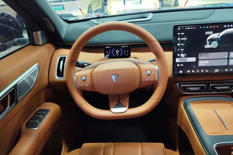 Used Deepal S09 2025 Rear-Drive Ultra+ Steering Wheel
