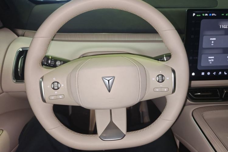 Used Deepal S09 2025 Four-Wheel Drive Ultra+ Custom Edition Steering Wheel