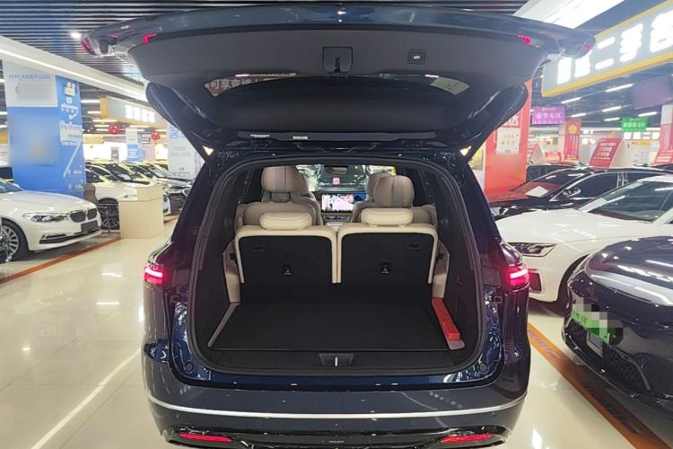 Used Deepal S09 2025 Four-Wheel Drive Ultra+ Custom Edition Trunk