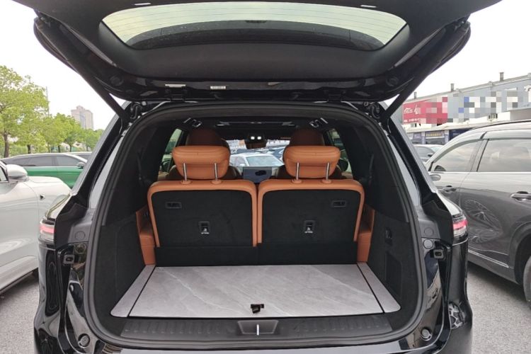 Used Deepal S09 2025 Four-Wheel Drive Ultra+ Custom Edition Trunk