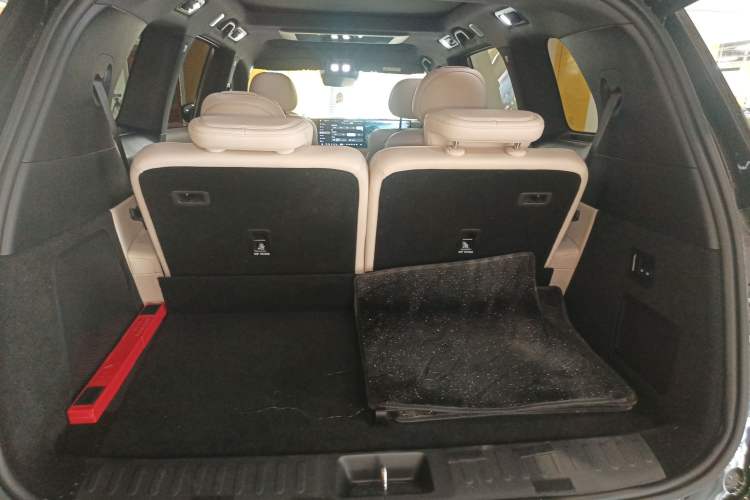 Used Deepal S09 2025 Rear-Drive Ultra Trunk