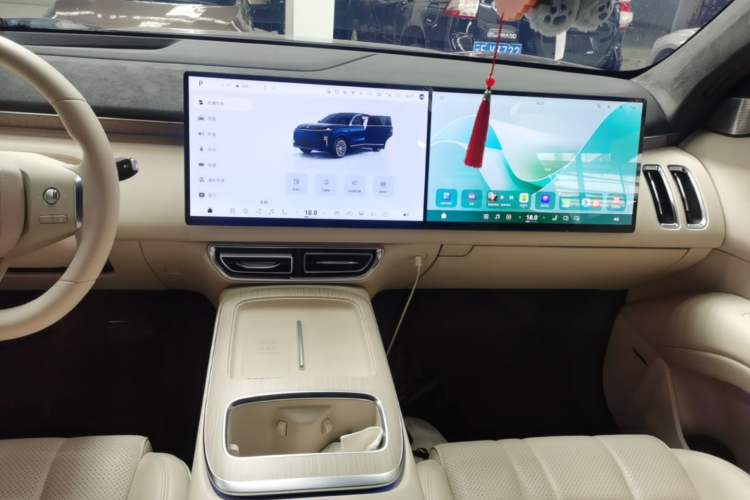 Used Deepal S09 2025 Four-Wheel Drive Ultra+ Custom Edition Audio And AC Panel
