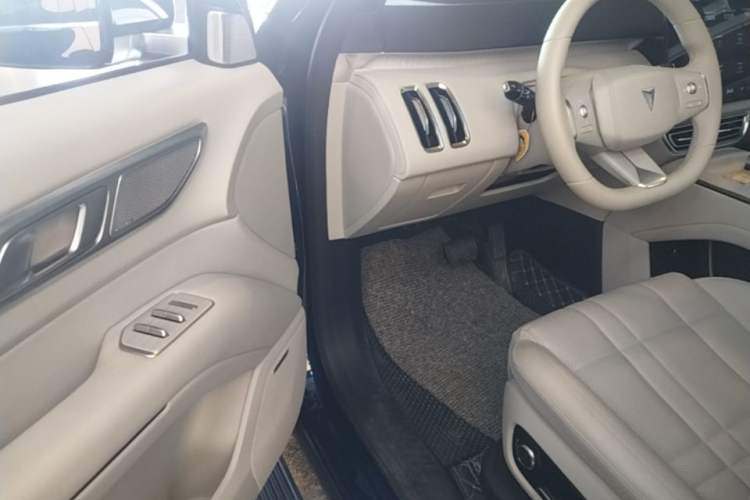Used Deepal S09 2025 Rear-Drive Ultra+ Driver Seat