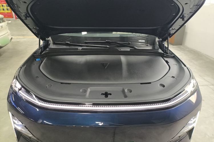 Used Deepal S09 2025 Rear-Drive Ultra+ Engine Bay