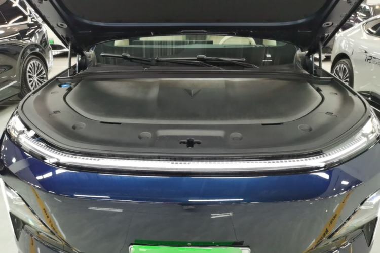 Used Deepal S09 2025 Four-Wheel Drive Ultra+ Custom Edition Engine Bay