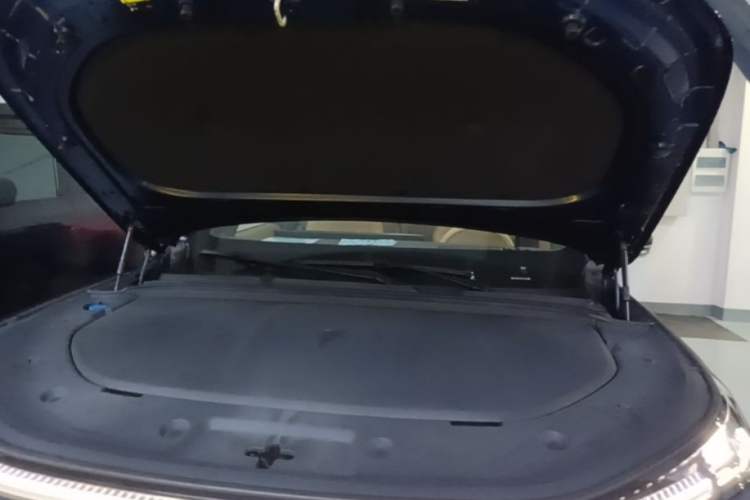 Used Deepal S09 2025 Rear-Drive Ultra+ Engine Bay