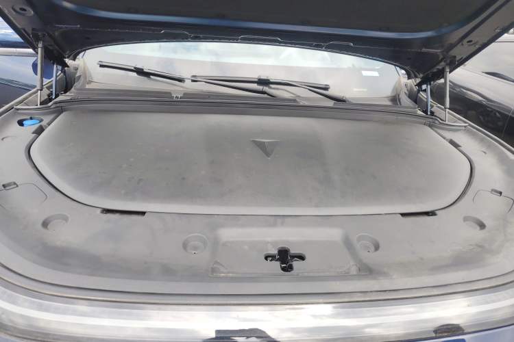 Used Deepal S09 2025 Rear-Drive Ultra+ Engine Bay