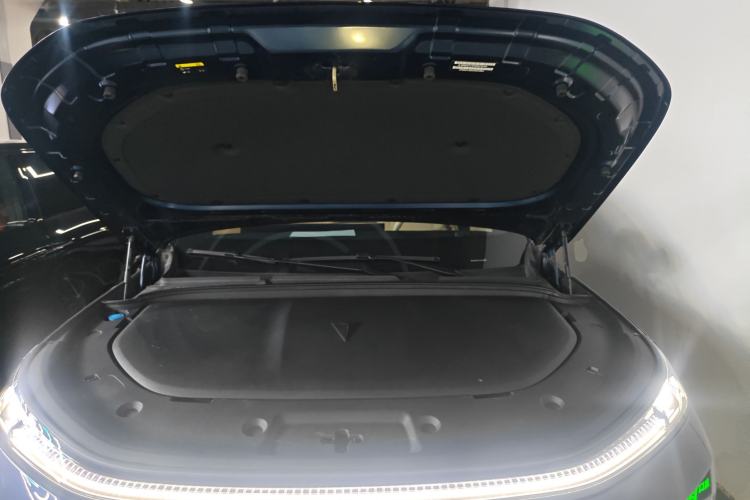 Used Deepal S09 2025 Four-Wheel Drive Ultra+ Custom Edition Engine Bay