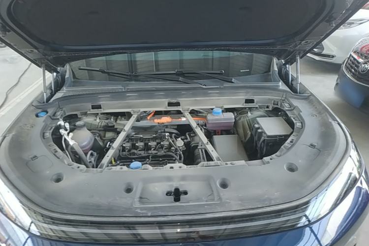 Used Deepal S09 2025 Four-Wheel Drive Ultra+ Custom Edition Engine Bay