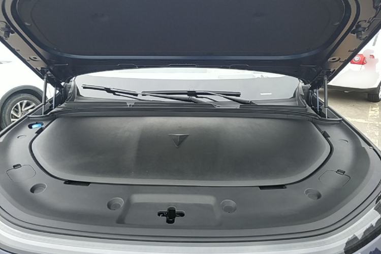 Used Deepal S09 2025 Model Rear-Wheel Drive Ultra+ Long-Range Version Engine Bay