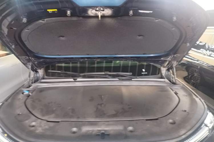 Used Deepal S09 2025 Rear-Drive Ultra+ Engine Bay