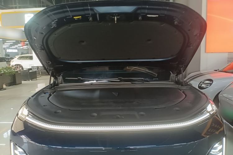 Used Deepal S09 2025 Rear-Drive Ultra+ Engine Bay