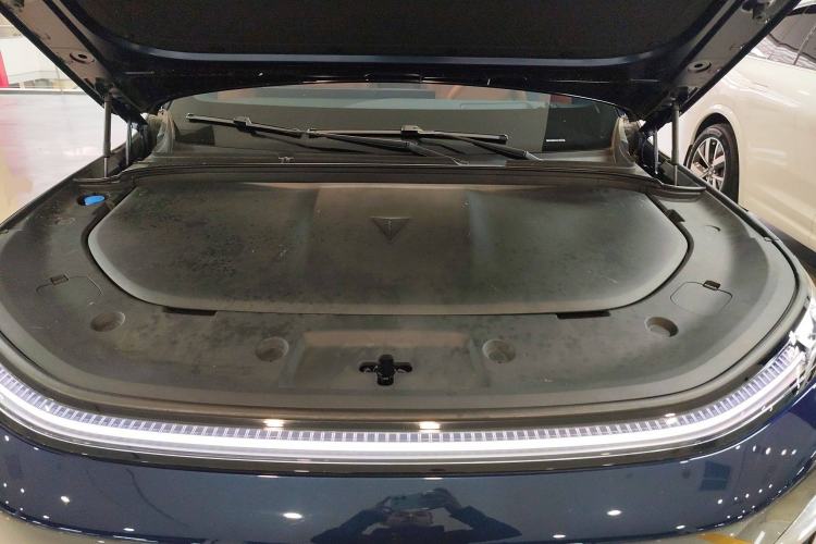 Used Deepal S09 2025 Rear-Drive Ultra+ Engine Bay