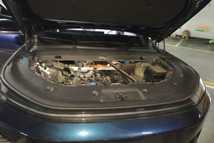 Used Deepal S09 2025 Four-Wheel Drive Ultra+ Custom Edition Engine Bay