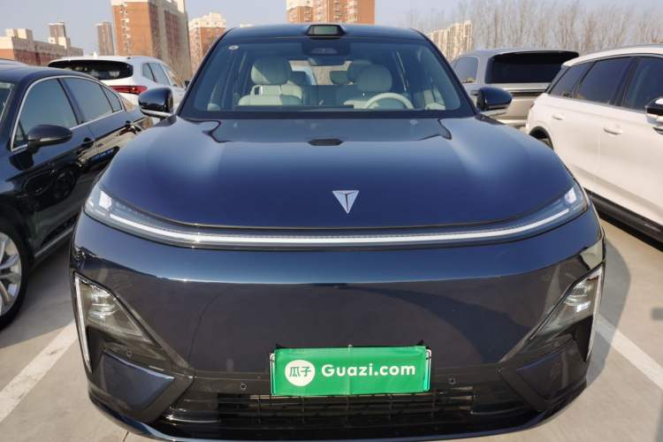 Used Deepal S09 2025 Rear-Drive Ultra+ Exterior 1