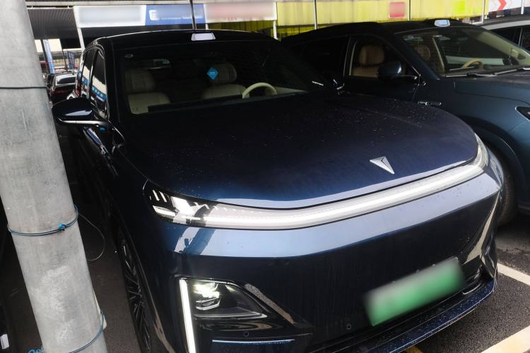 Used Deepal S09 2025 Four-Wheel Drive Ultra+ Custom Edition Exterior 2
