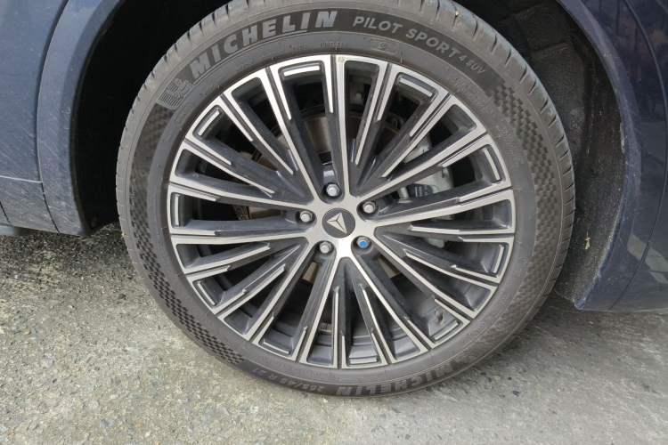 Used Deepal S09 2025 Rear-Drive Ultra+ Exterior 7