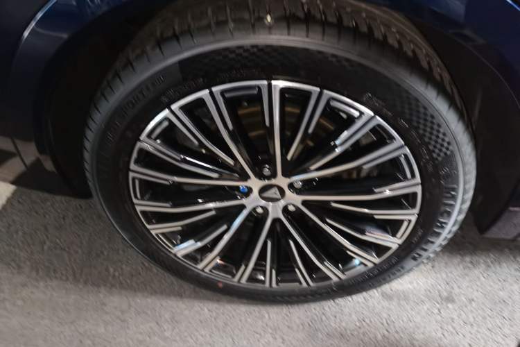 Used Deepal S09 2025 Four-Wheel Drive Ultra+ Custom Edition Exterior 8