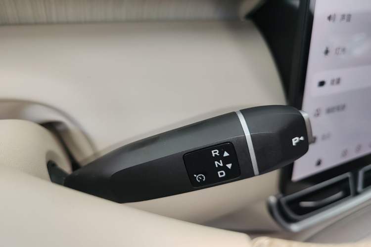 Used Deepal S09 2025 Four-Wheel Drive Ultra+ Custom Edition Gear Lever