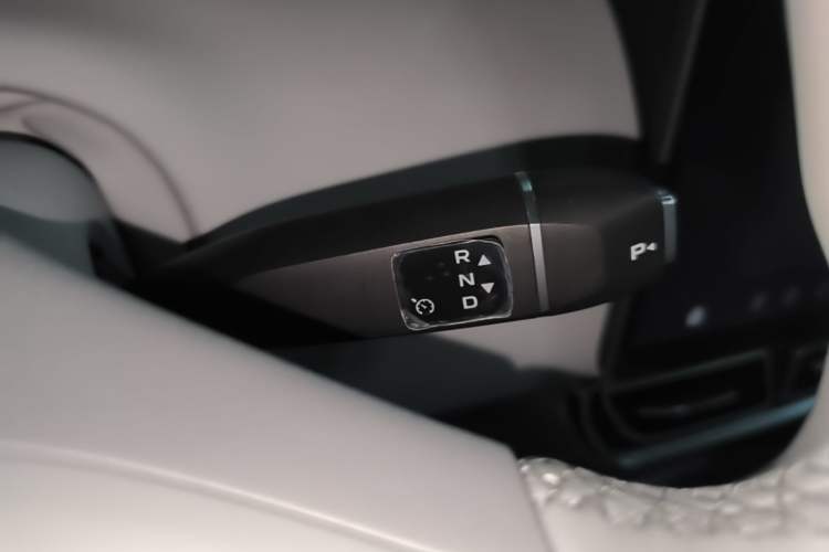Used Deepal S09 2025 Rear-Drive Ultra+ Gear Lever