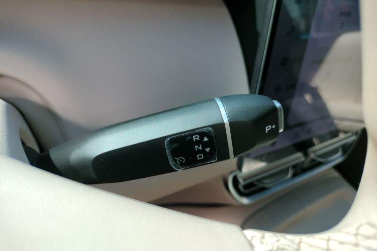 Used Deepal S09 2025 Four-Wheel Drive Ultra+ Custom Edition Gear Lever