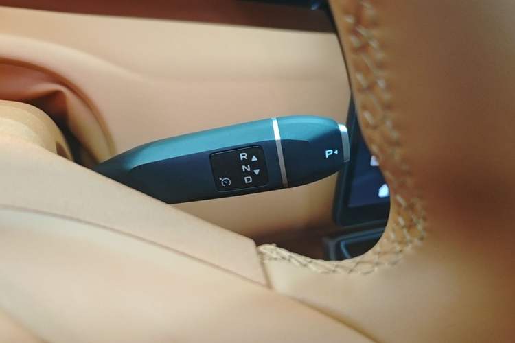 Used Deepal S09 2025 Four-Wheel Drive Ultra+ Custom Edition Gear Lever