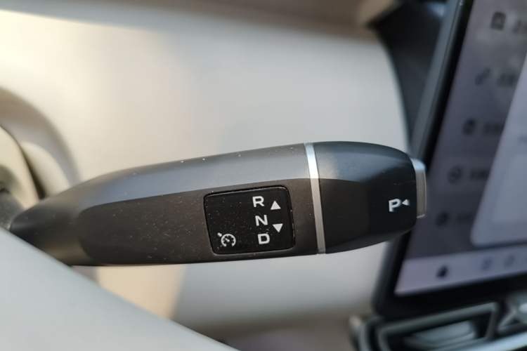 Used Deepal S09 2025 Four-Wheel Drive Ultra+ Custom Edition Gear Lever
