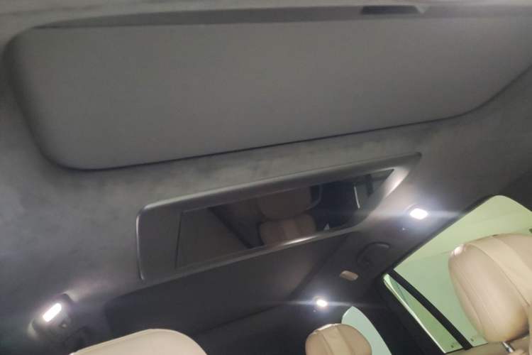Used Deepal S09 2025 Four-Wheel Drive Ultra+ Custom Edition Headliner