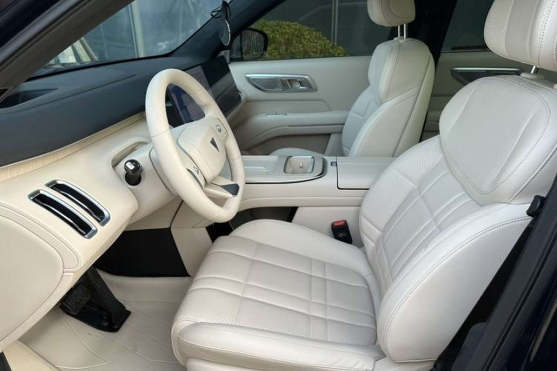 Used Deepal S09 2025 Four-Wheel Drive Ultra+ Custom Edition Interior 1