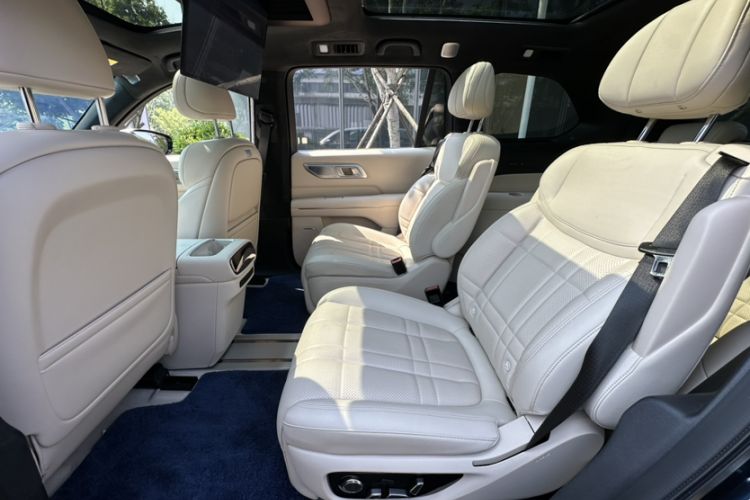 Used Deepal S09 2025 Four-Wheel Drive Ultra+ Custom Edition Interior 1
