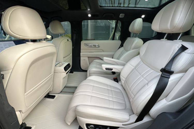 Used Deepal S09 2025 Four-Wheel Drive Ultra+ Custom Edition Interior 2