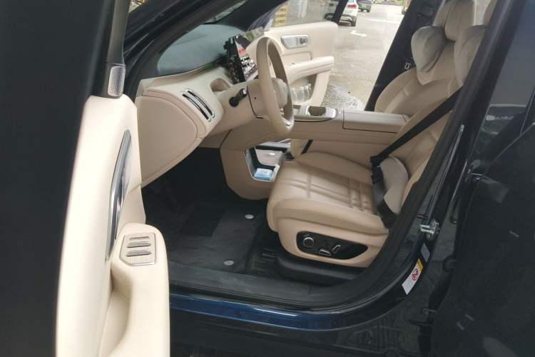 Used Deepal S09 2025 Rear-Drive Ultra+ Interior 3