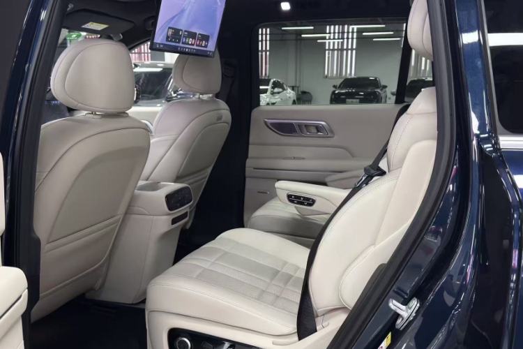 Used Deepal S09 2025 Four-Wheel Drive Ultra+ Custom Edition Interior 5