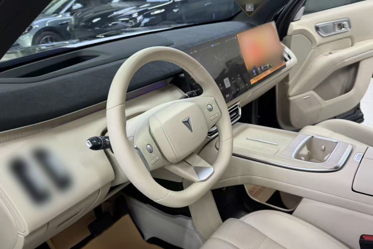 Used Deepal S09 2025 Four-Wheel Drive Ultra+ Custom Edition Interior 5