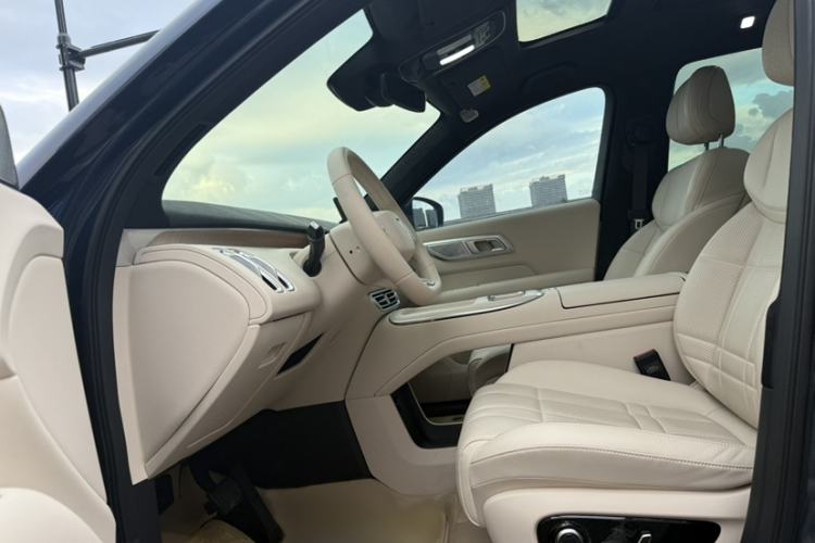 Used Deepal S09 2025 Four-Wheel Drive Ultra+ Custom Edition Interior 6