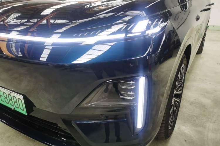 Used Deepal S09 2025 Four-Wheel Drive Ultra+ Custom Edition Left Front Headlight