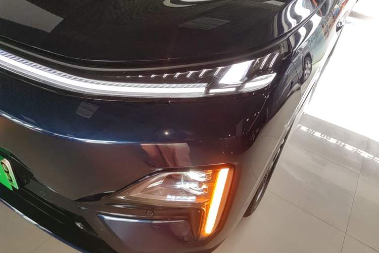 Used Deepal S09 2025 Model Rear-Wheel Drive Ultra+ Long-Range Version Left Front Headlight
