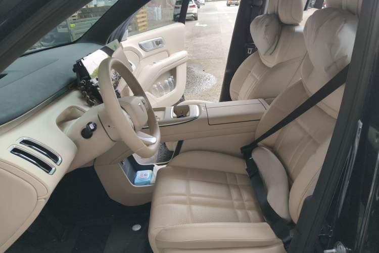 Used Deepal S09 2025 Rear-Drive Ultra+ Left Front Seat