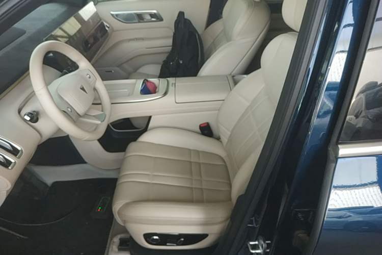 Used Deepal S09 2025 Four-Wheel Drive Ultra+ Custom Edition Left Front Seat