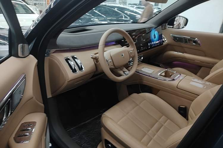 Used Deepal S09 2025 Rear-Drive Ultra+ Left Front Seat