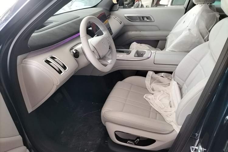 Used Deepal S09 2025 Rear-Drive Max Left Front Seat